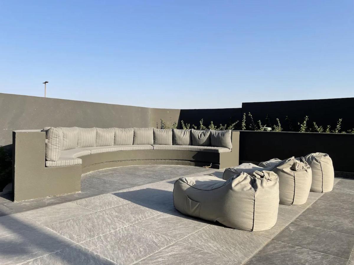 Apartment Exclusive 1br In Business Bay - Burj Khalifa And Canal View Dubai