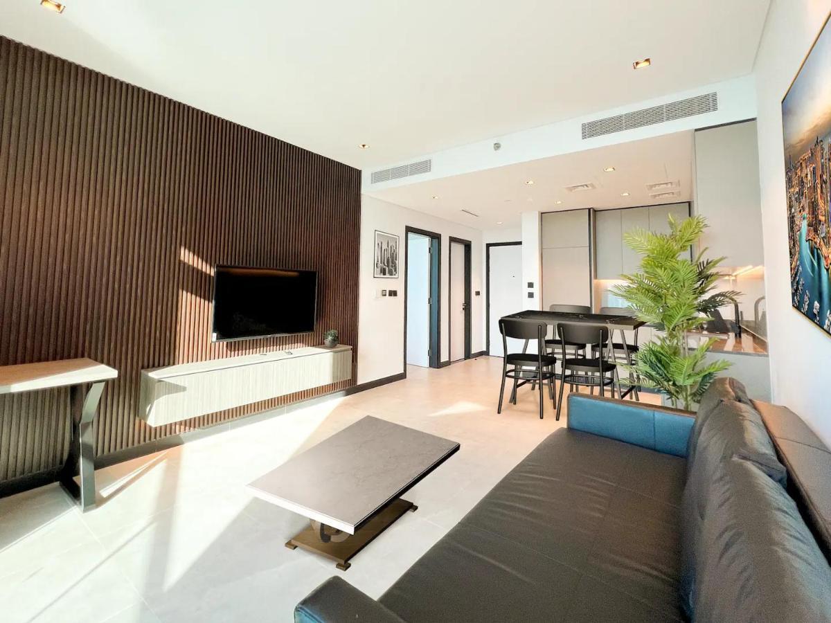 Apartment Exclusive 1br In Business Bay - Burj Khalifa And Canal View *